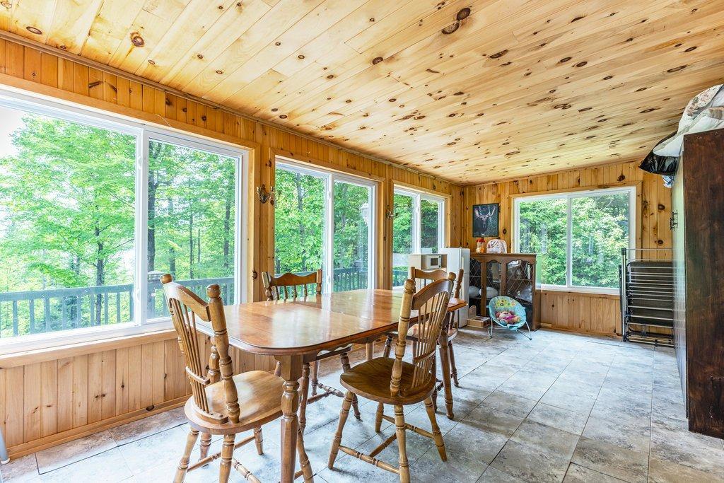 









1016


Ch. du Lac-Jim

,
Mansfield-et-Pontefract,




QC
J0X1R0

