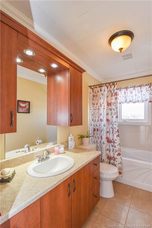 









1795


Route 335

,
Saint-Simon,




NB
E8P 2A7

