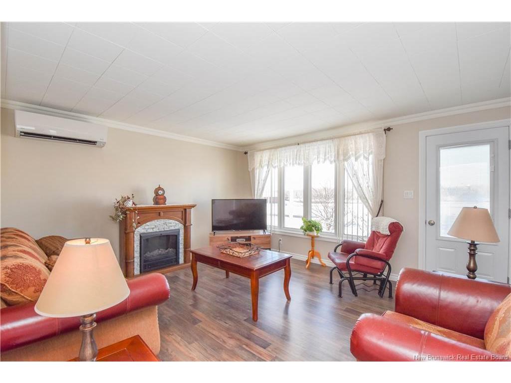 









1795


Route 335

,
Saint-Simon,




NB
E8P 2A7

