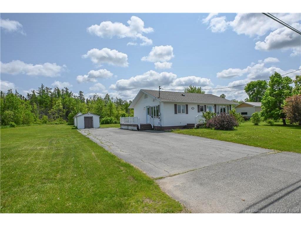 









1795


Route 335

,
Saint-Simon,




NB
E8P 2A7

