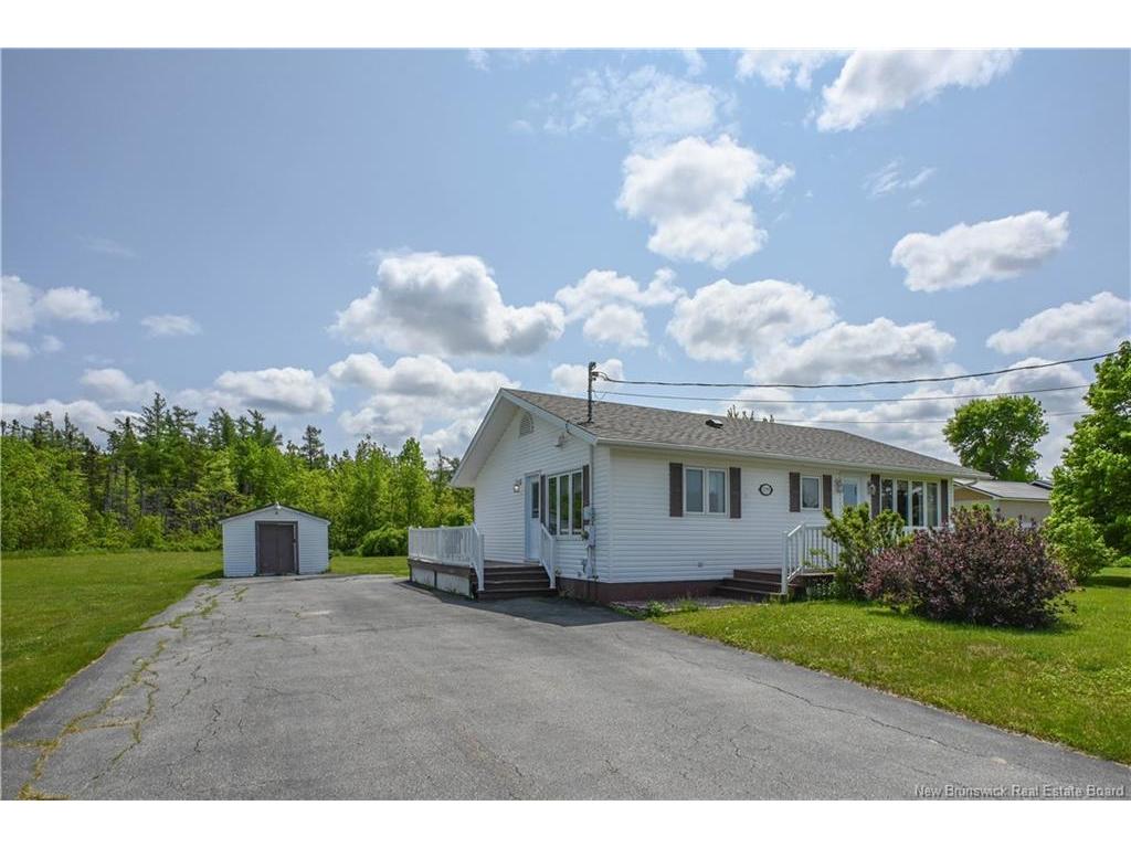 









1795


Route 335

,
Saint-Simon,




NB
E8P 2A7

