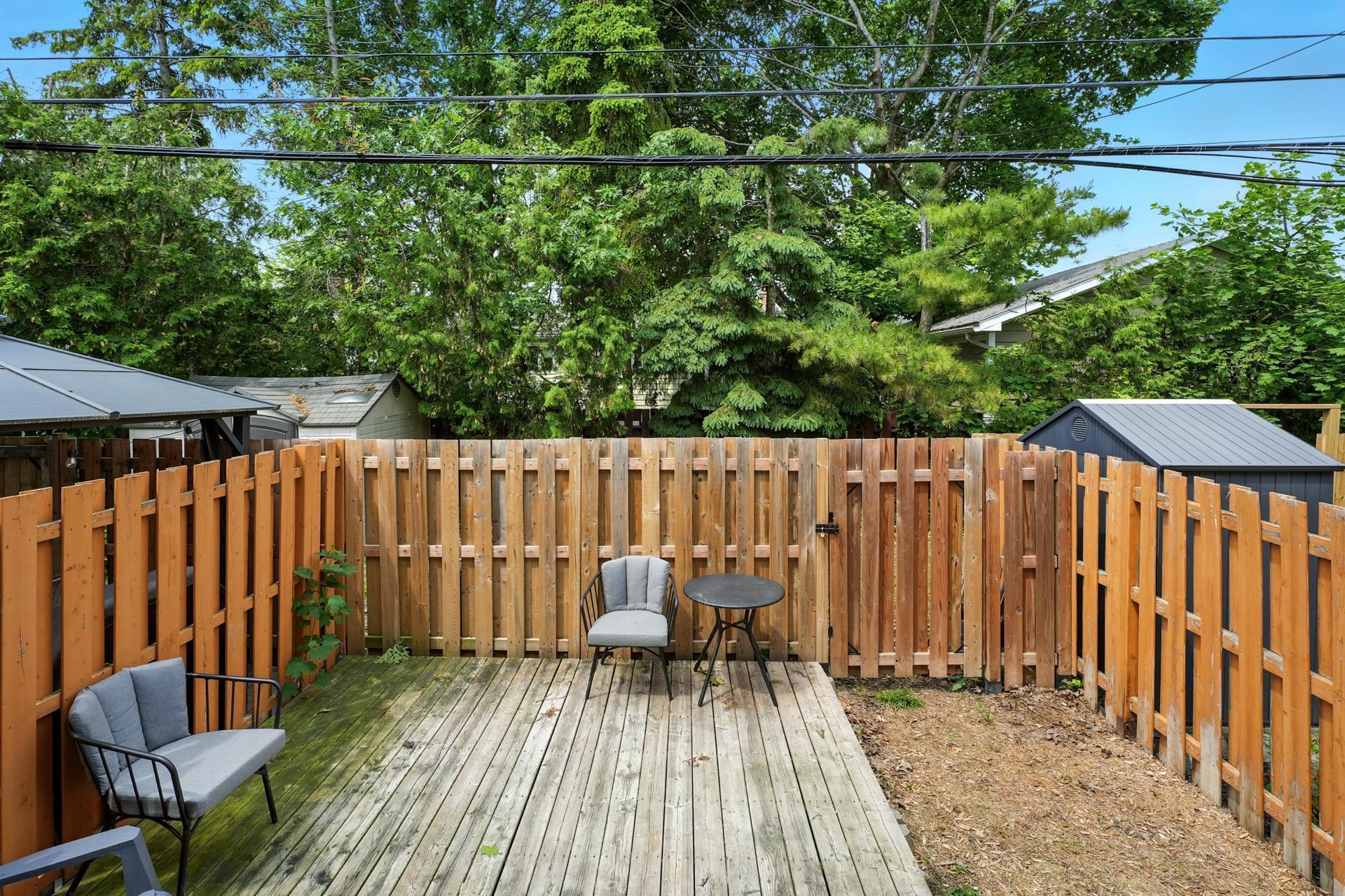 









70


Rue de Soulanges

, 5,
Gatineau (Gatineau),




QC
J8T7E5

