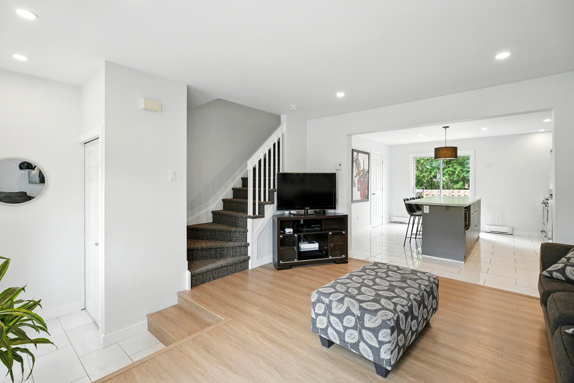 









70


Rue de Soulanges

, 5,
Gatineau (Gatineau),




QC
J8T7E5

