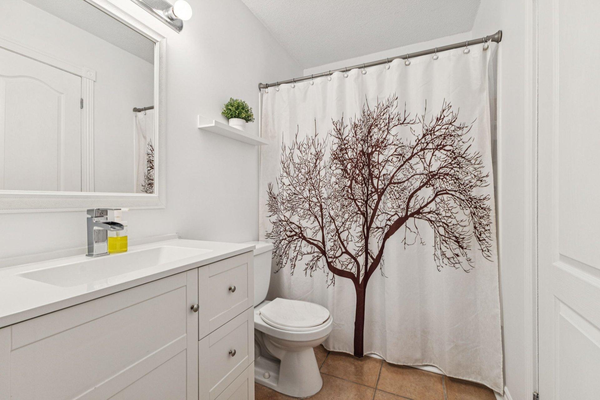 









202D


Rue des Tulipes

,
Gatineau (Gatineau),




QC
J8R2K7

