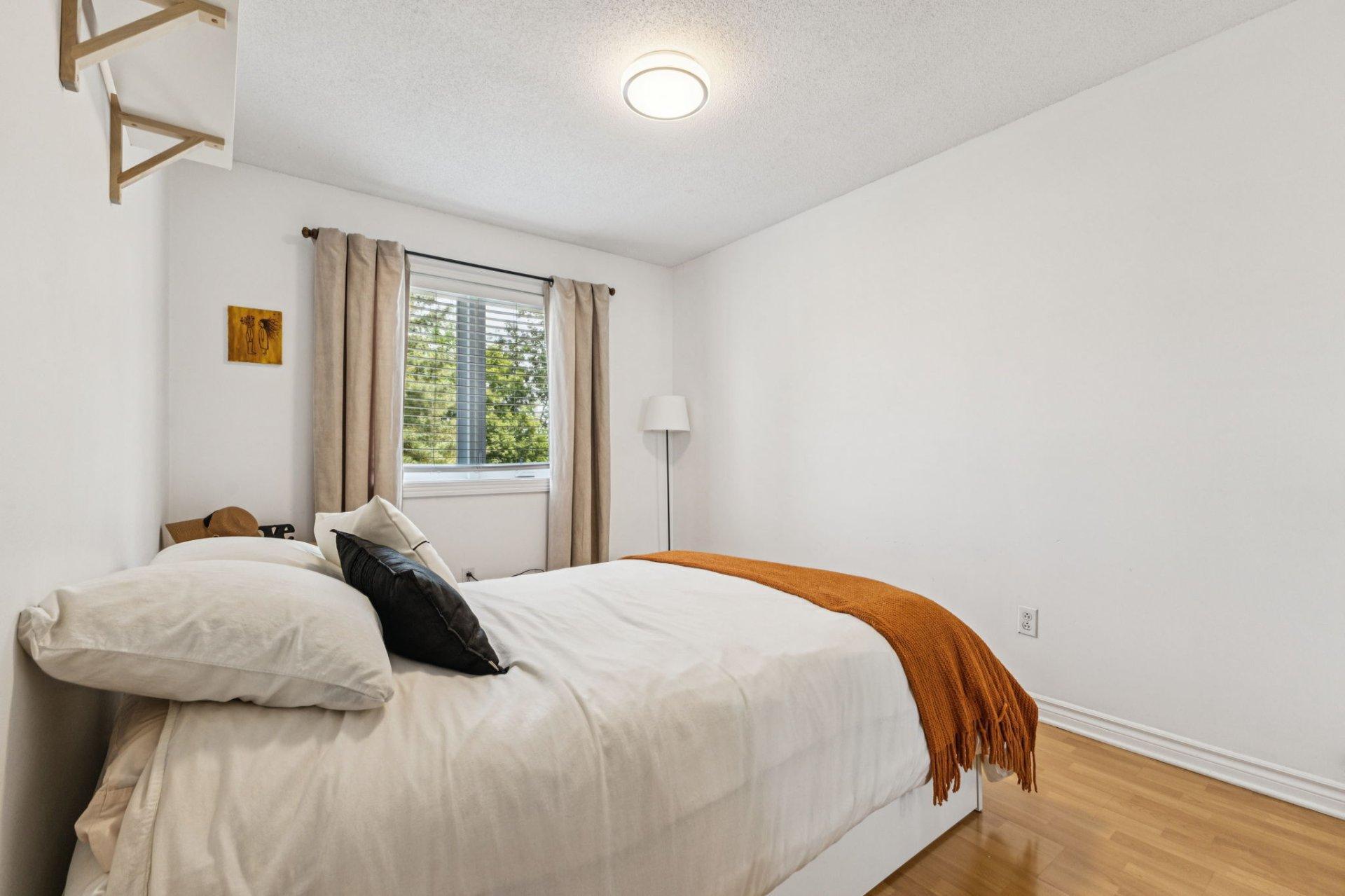 









202D


Rue des Tulipes

,
Gatineau (Gatineau),




QC
J8R2K7

