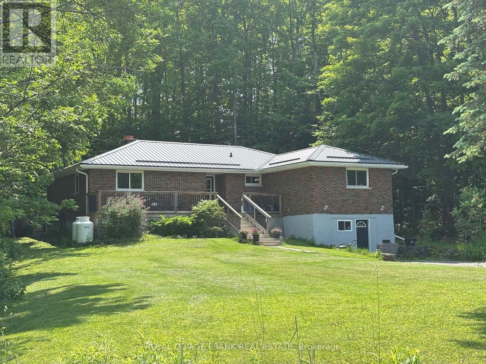 












878 PAYNE LINE ROAD

,
Douro-Dummer,




Ontario
K0L3A0

