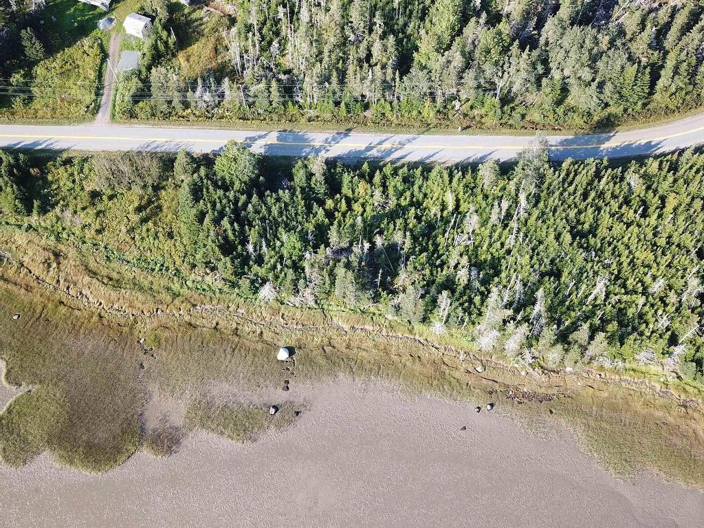 












Lot No. 725 Highway

,
Clam Harbour,







NS
B0J 1Y0

