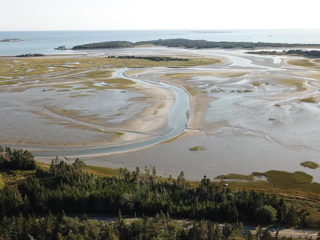 












Lot No. 725 Highway

,
Clam Harbour,







NS
B0J 1Y0

