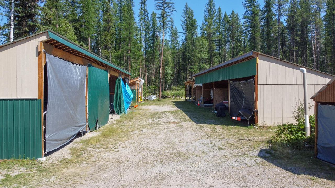 









6374


TIE LAKE SHORE  N

Road, 15,
Jaffray,







BC
V0B 1T0

