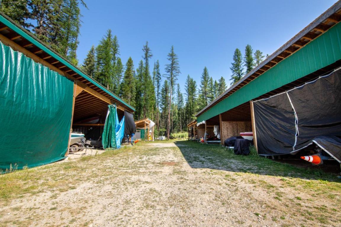









6374


TIE LAKE SHORE  N

Road, 15,
Jaffray,







BC
V0B 1T0

