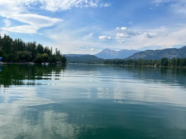 









6374


TIE LAKE SHORE  N

Road, 15,
Jaffray,







BC
V0B 1T0

