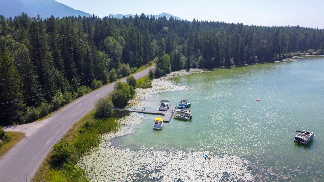 









6374


TIE LAKE SHORE  N

Road, 15,
Jaffray,







BC
V0B 1T0

