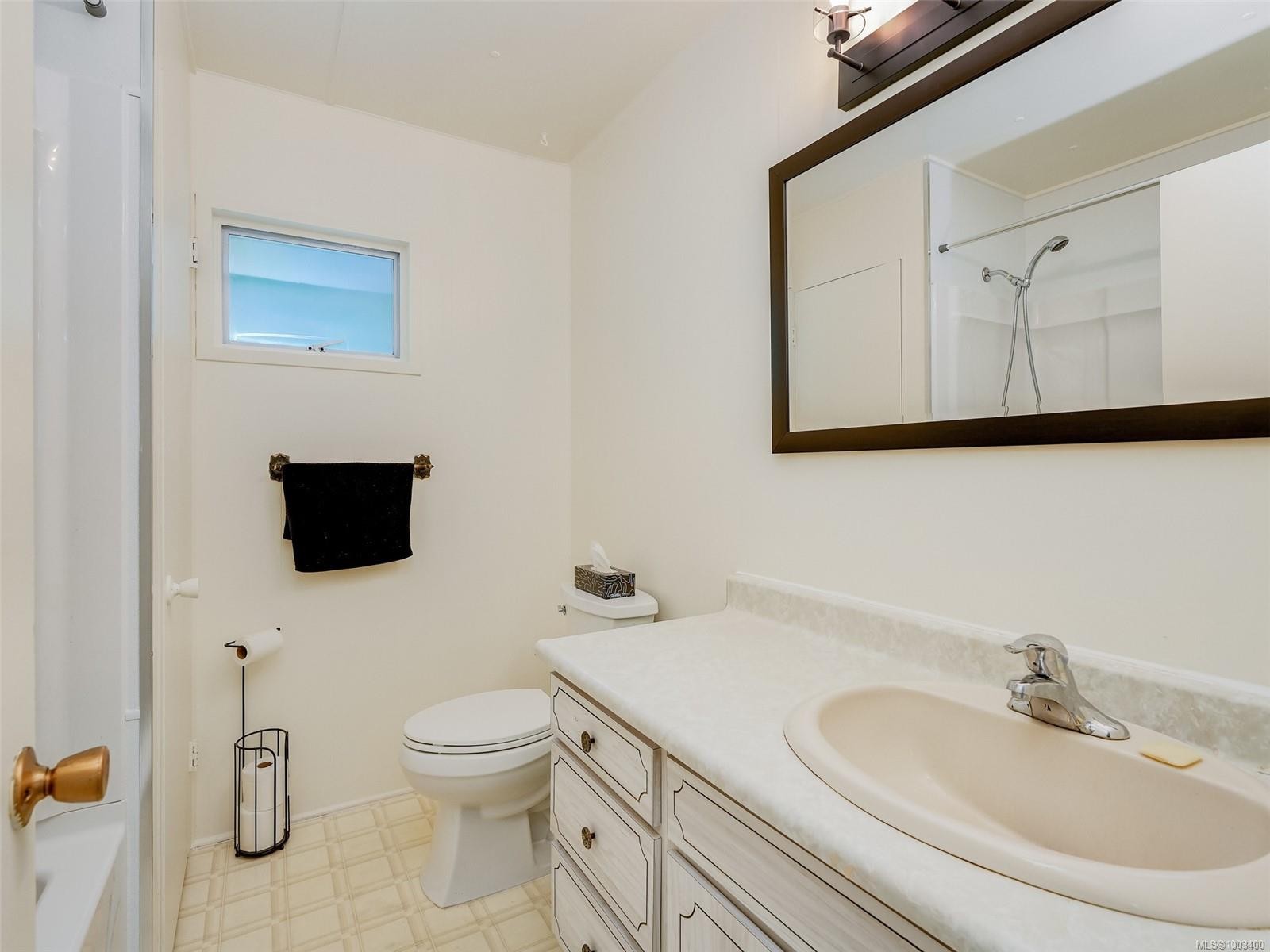 









2500


Florence Lake

Rd, 35,
Langford,




BC
V9B 4H2

