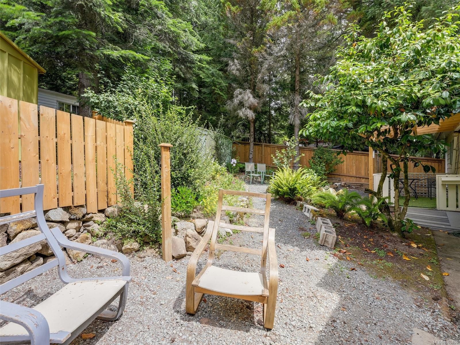 









2500


Florence Lake

Rd, 35,
Langford,




BC
V9B 4H2

