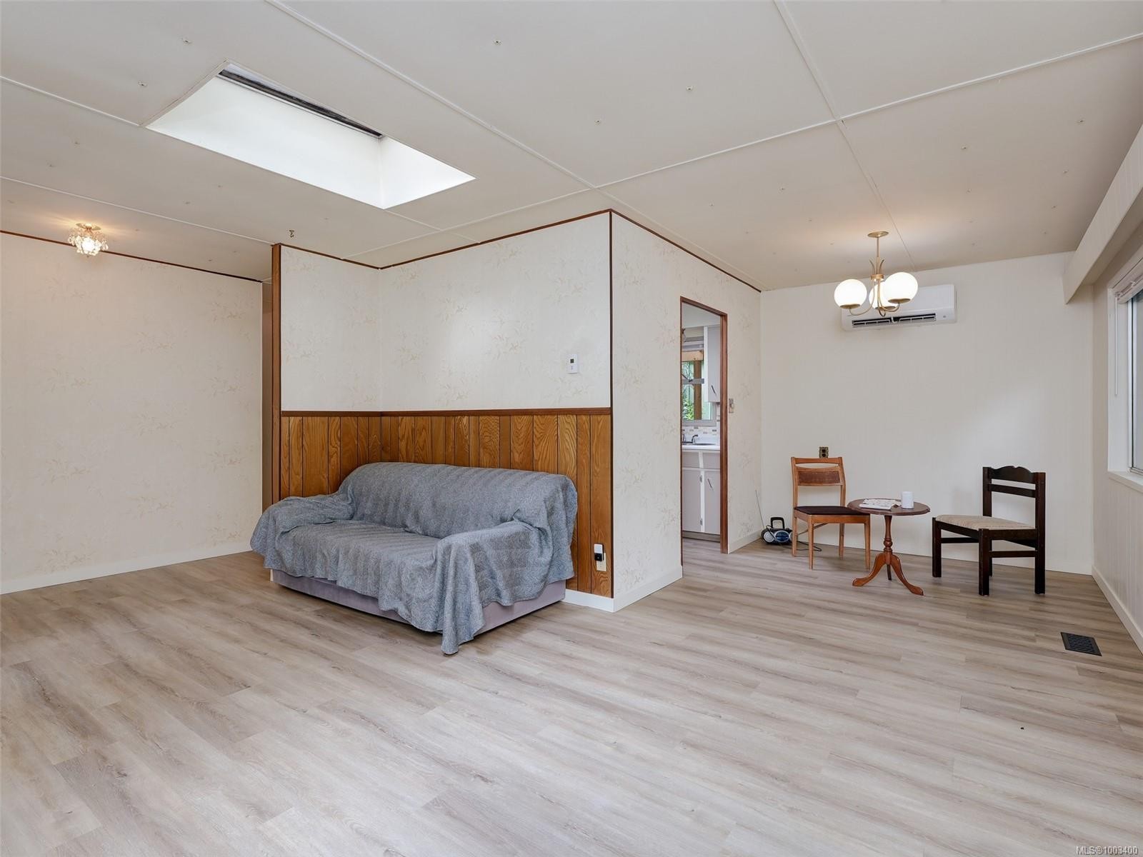 









2500


Florence Lake

Rd, 35,
Langford,




BC
V9B 4H2

