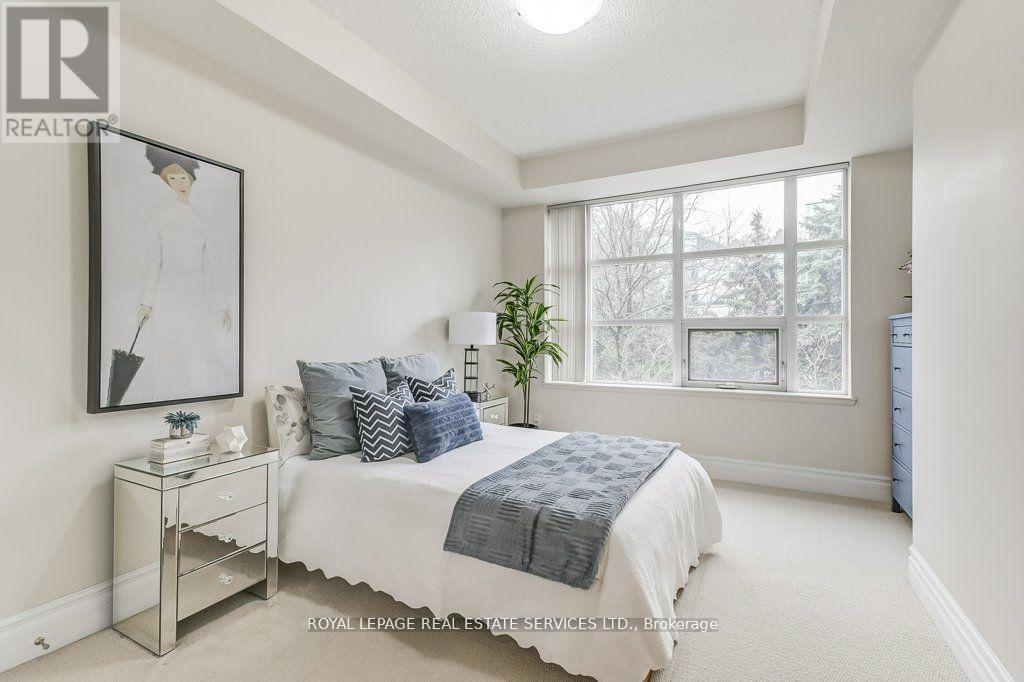 












209 - 10 OLD YORK MILLS ROAD

,
Toronto,




Ontario
M2P2G9


