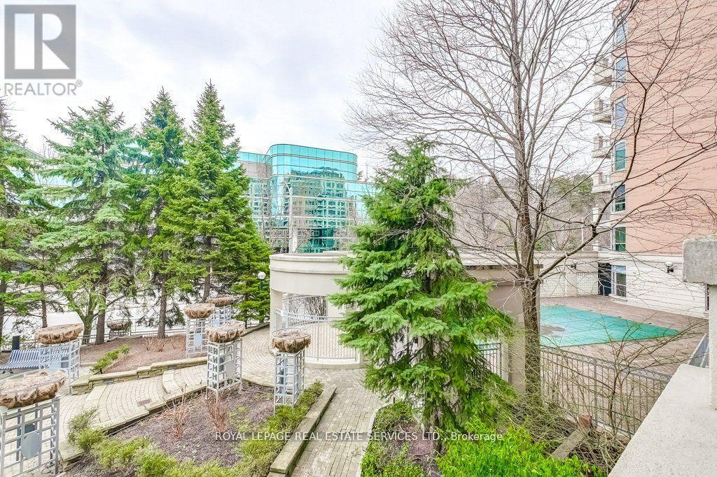 












209 - 10 OLD YORK MILLS ROAD

,
Toronto,




Ontario
M2P2G9

