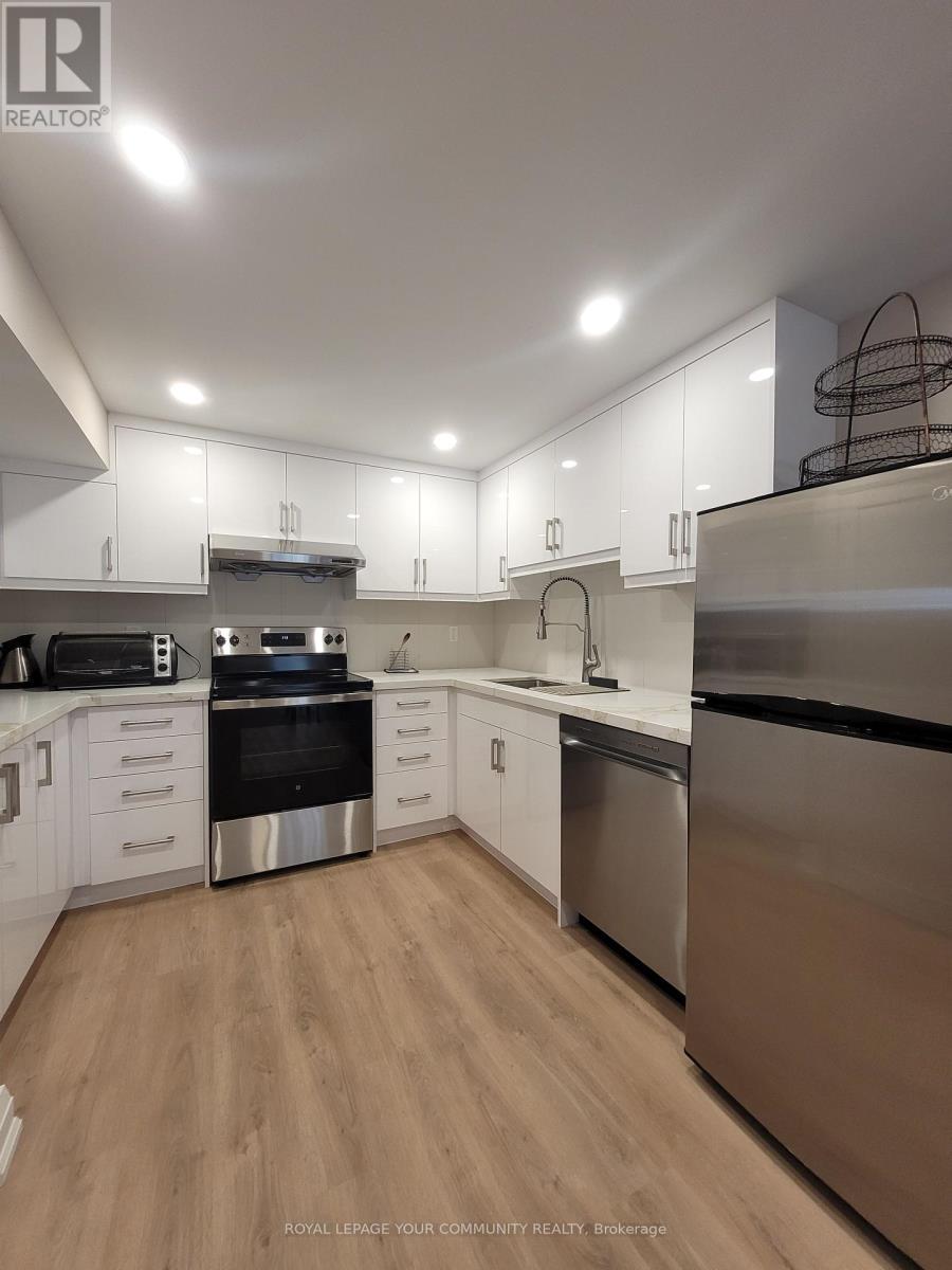 












3093 SIR JOHNS HOMESTEAD

,
Mississauga,




Ontario
L5L2N5

