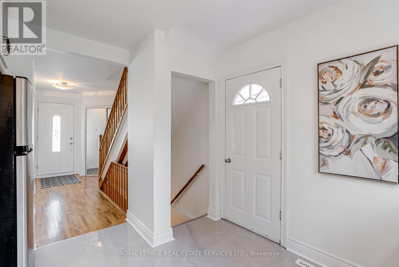 












34 SKYLARK ROAD

,
Toronto,




Ontario
M6S4M4

