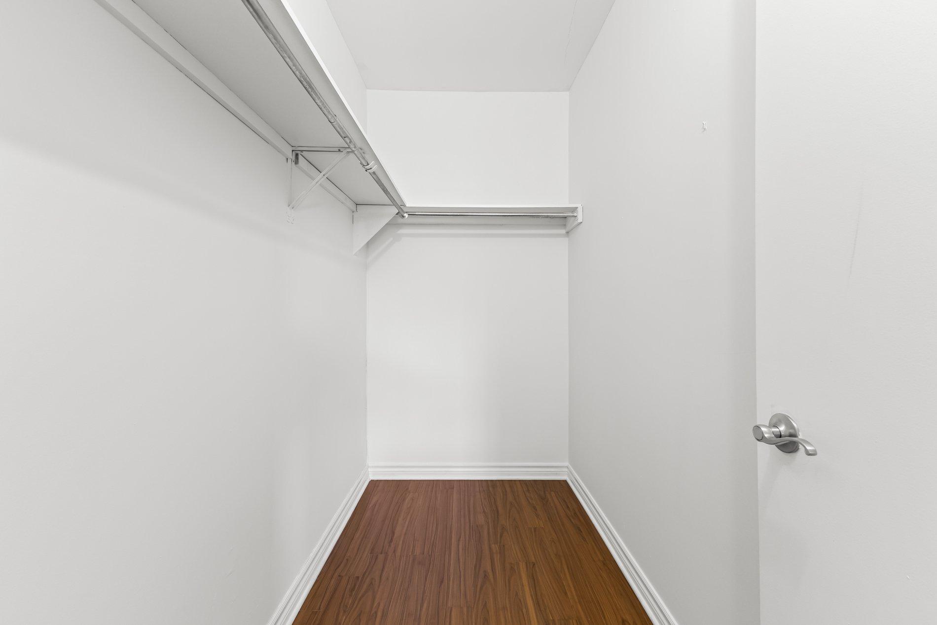 









1960


Rue Wellington

, 4,
Montréal (Le Sud-Ouest),




QC
H3K0A1

