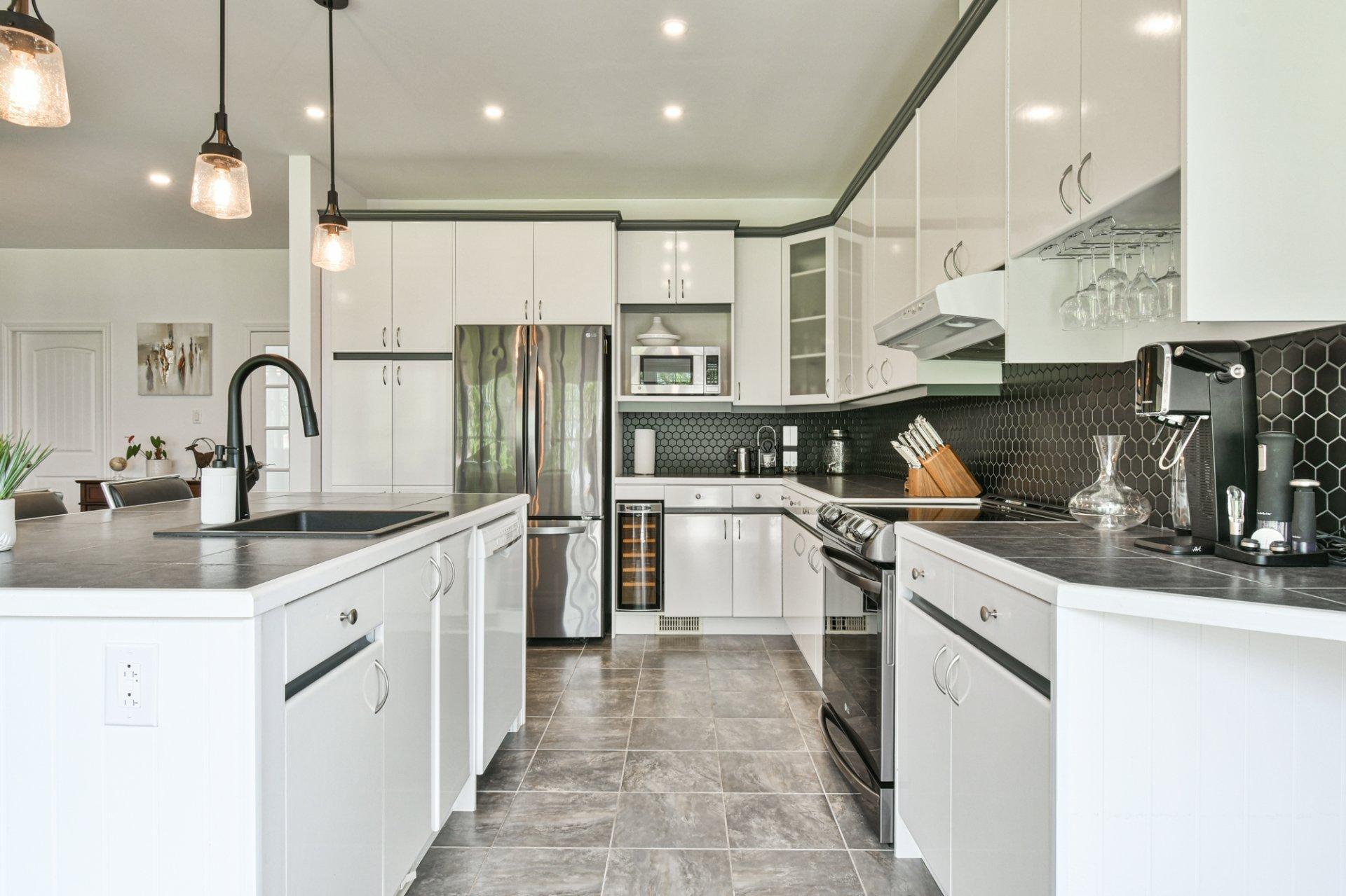 









8


Rue de Ste-Croix

,
Saint-André-d'Argenteuil,




QC
J0V1X0

