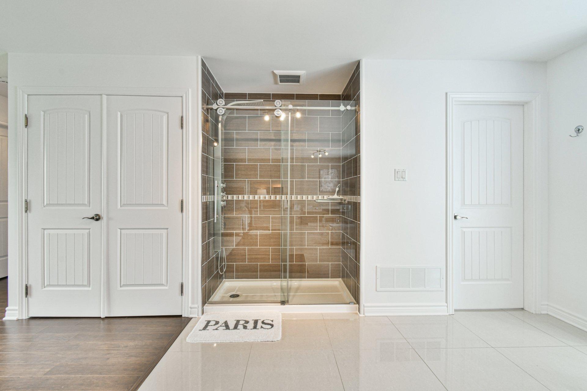 









8


Rue de Ste-Croix

,
Saint-André-d'Argenteuil,




QC
J0V1X0

