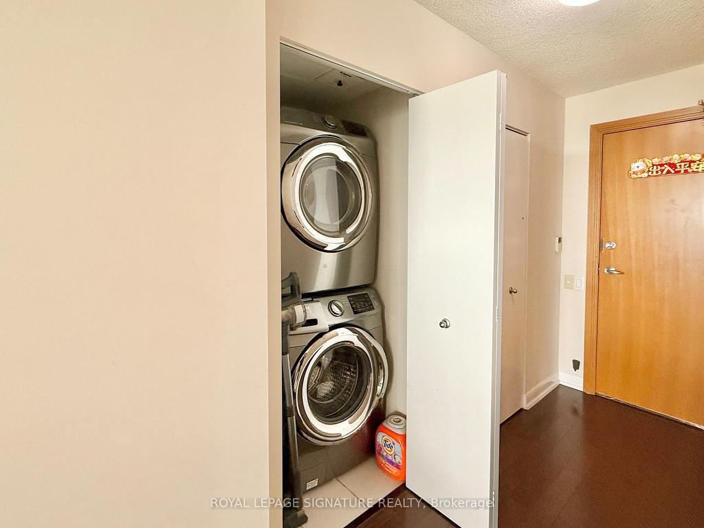









33


Sheppard

Avenue East, 2510,
Toronto,




ON
M2N 7K1

