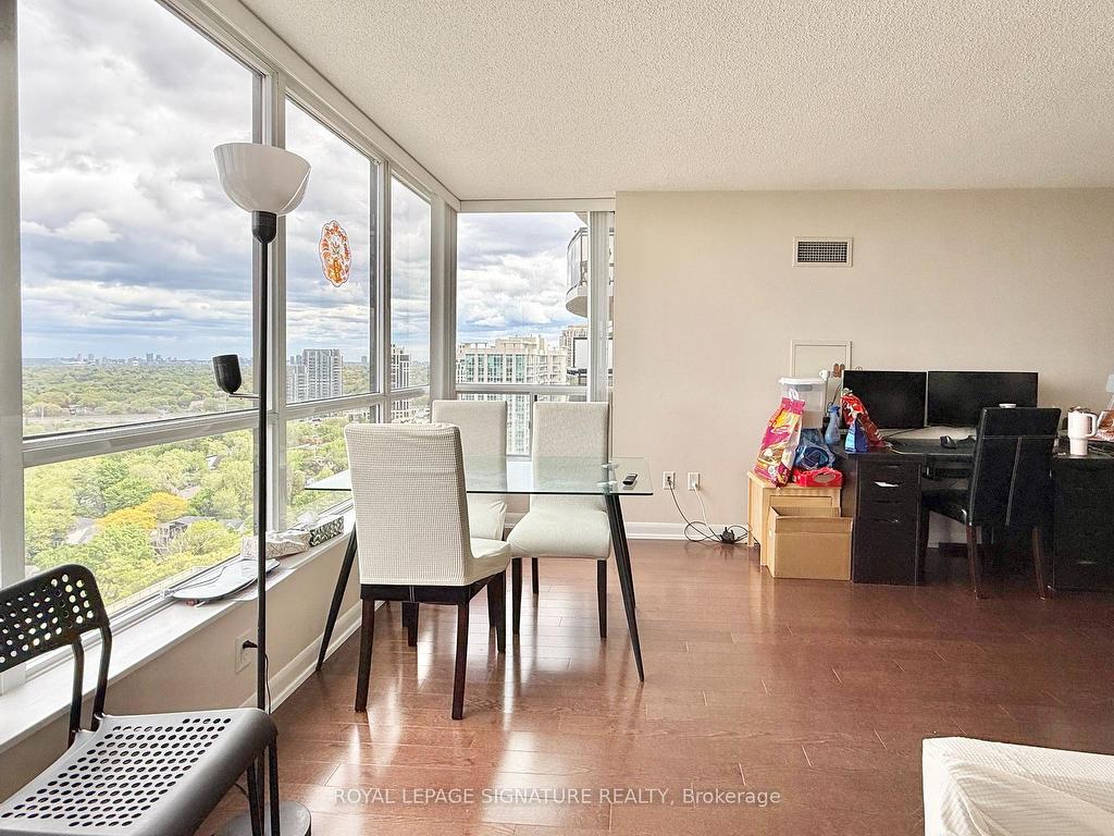 









33


Sheppard

Avenue East, 2510,
Toronto,




ON
M2N 7K1

