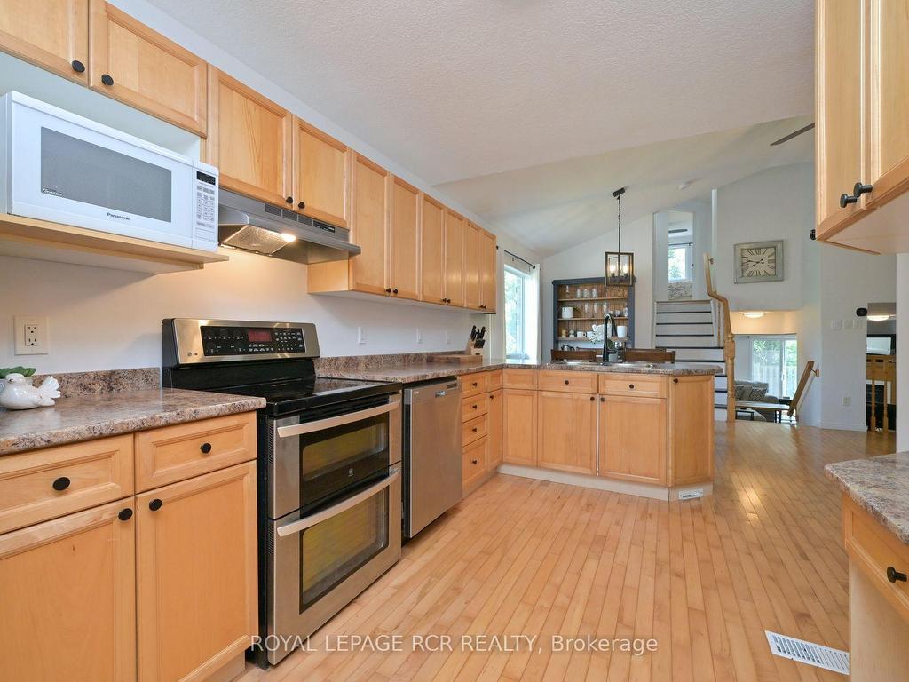 









16


Hunter

Road,
Orangeville,




ON
L9W 5G1


