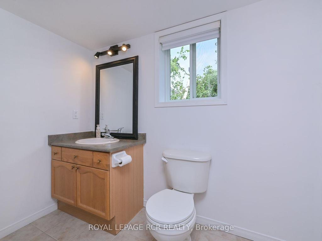 









16


Hunter

Road,
Orangeville,




ON
L9W 5G1

