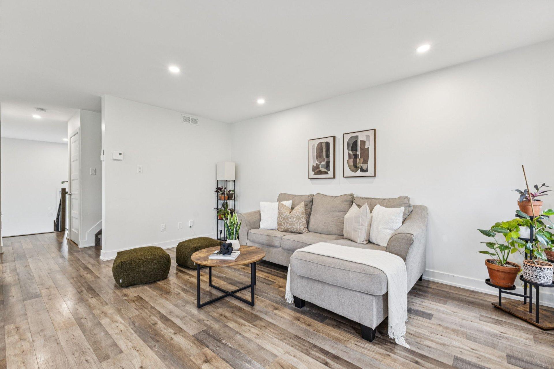 









354


Rue des Hauts-Bois

,
Gatineau (Masson-Angers),




QC
J8M0C9

