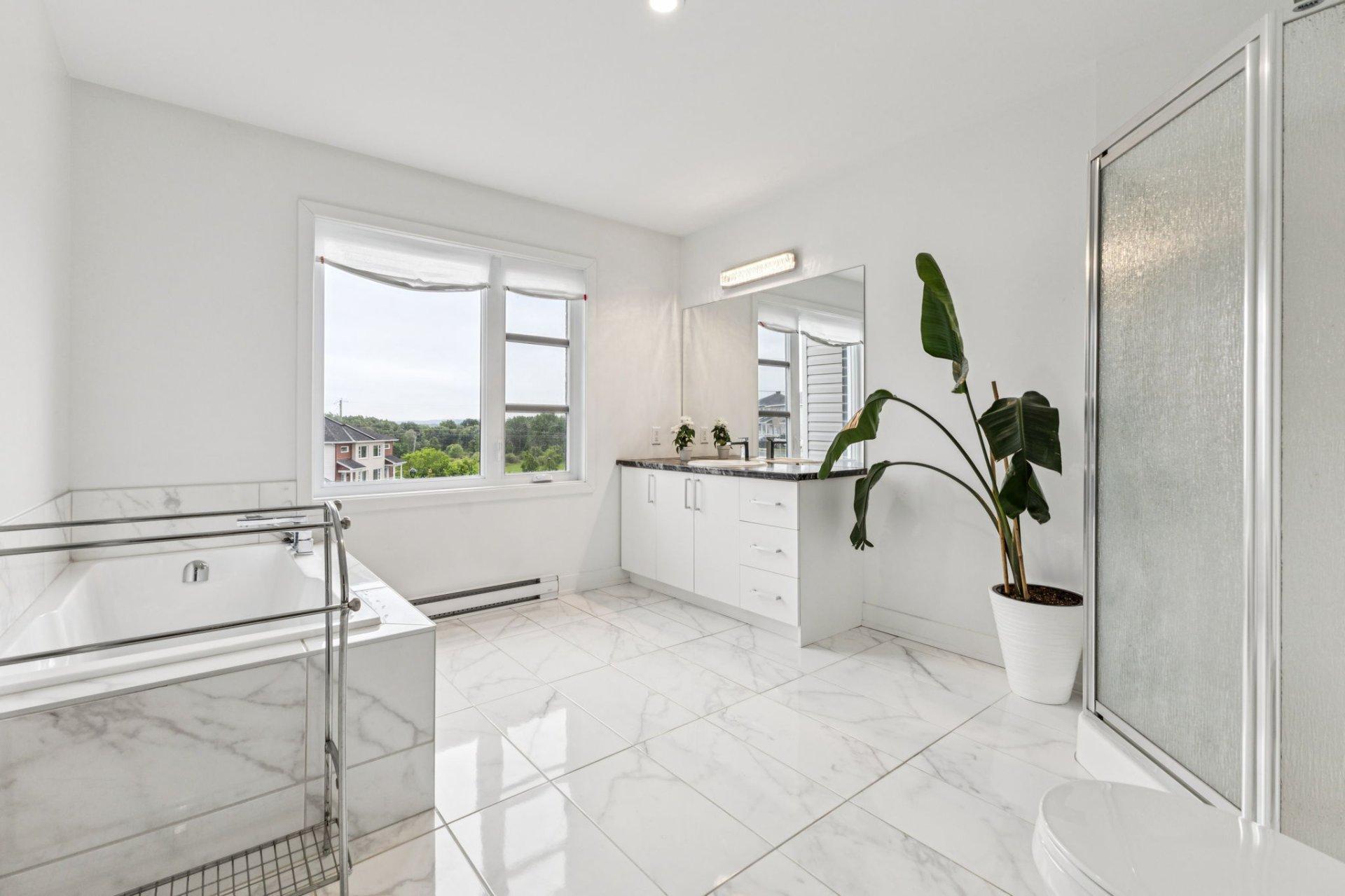









354


Rue des Hauts-Bois

,
Gatineau (Masson-Angers),




QC
J8M0C9

