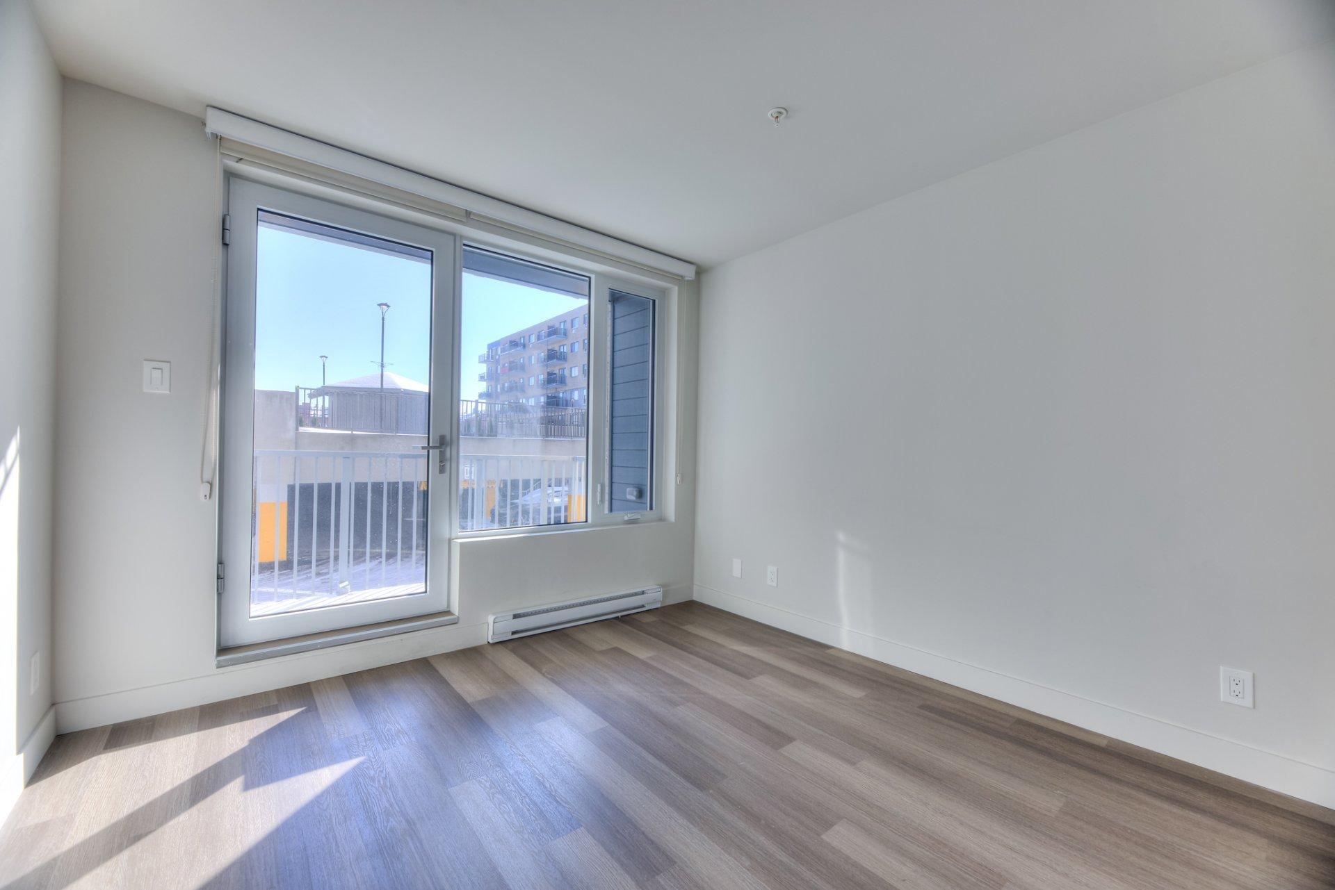 









8325


Av. Christophe-Colomb

, 209,
Montréal (Villeray/Saint-Michel/Parc-Extension),




QC
H2P0C3

