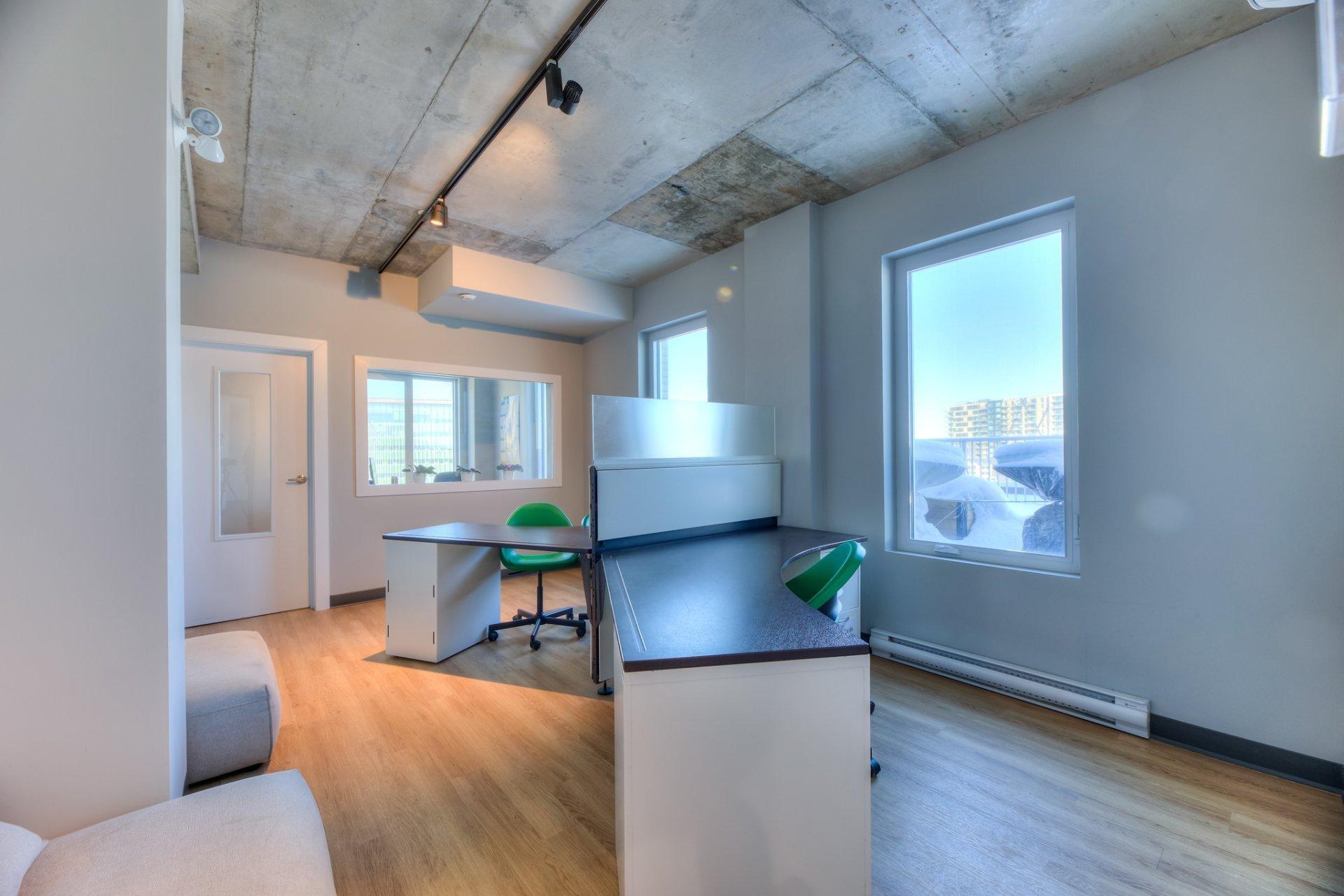 









8325


Av. Christophe-Colomb

, 210,
Montréal (Villeray/Saint-Michel/Parc-Extension),




QC
H2P0C3

