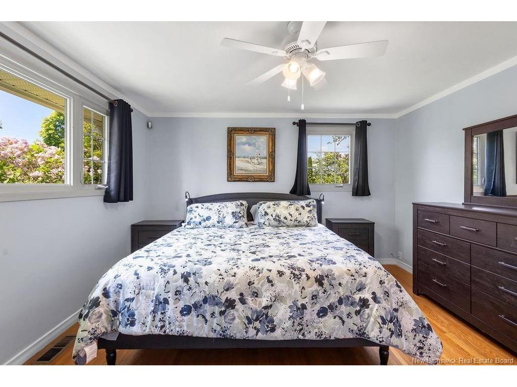 









555


Stout

CRT,
Bathurst,




NB
E2A 2P4

