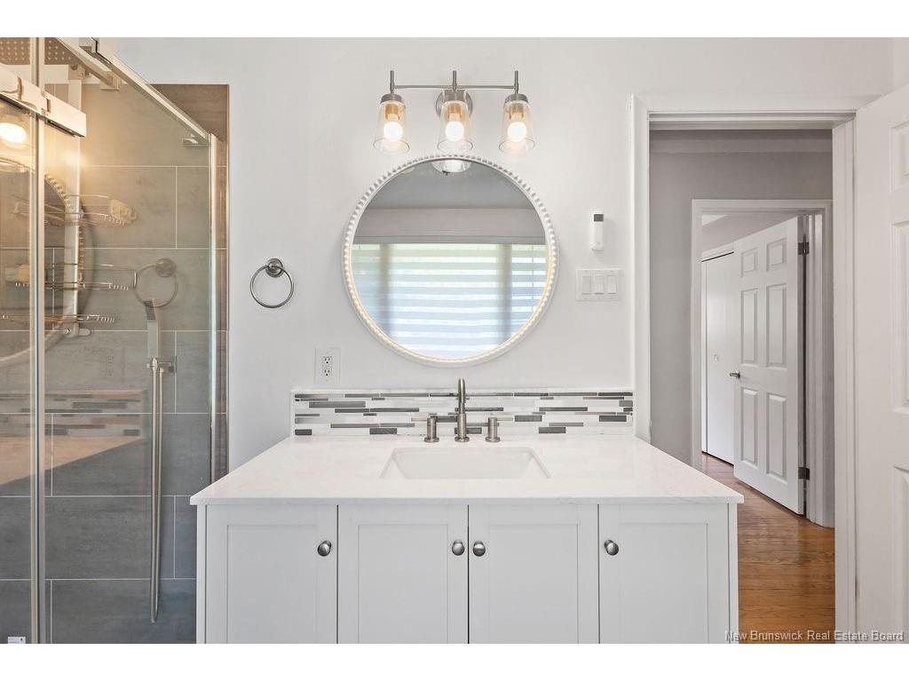 









555


Stout

CRT,
Bathurst,




NB
E2A 2P4


