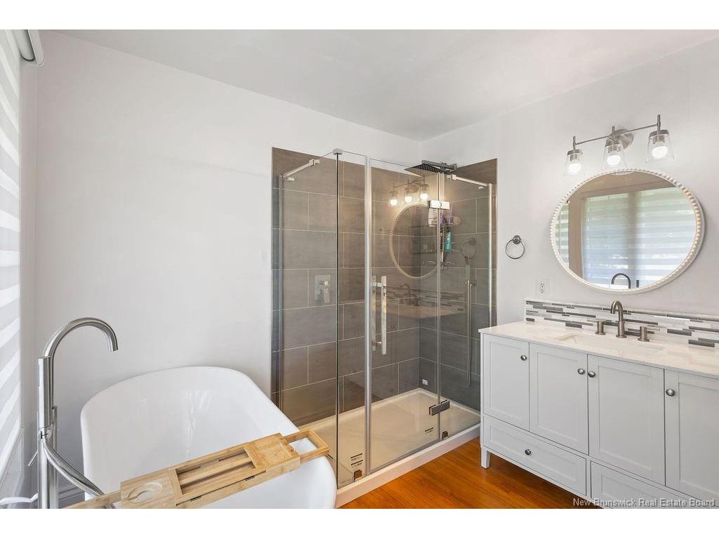 









555


Stout

CRT,
Bathurst,




NB
E2A 2P4

