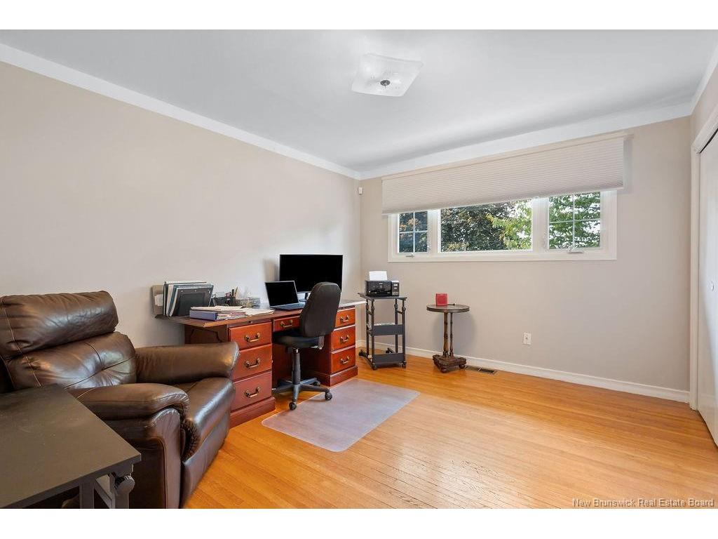 









555


Stout

CRT,
Bathurst,




NB
E2A 2P4

