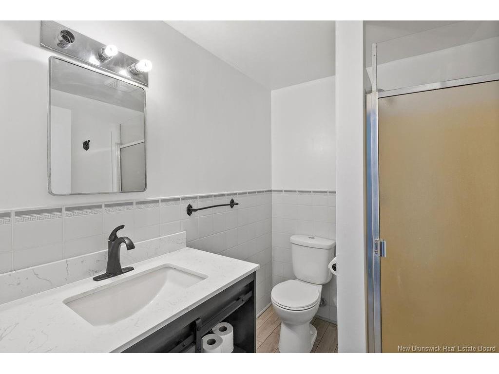 









555


Stout

CRT,
Bathurst,




NB
E2A 2P4

