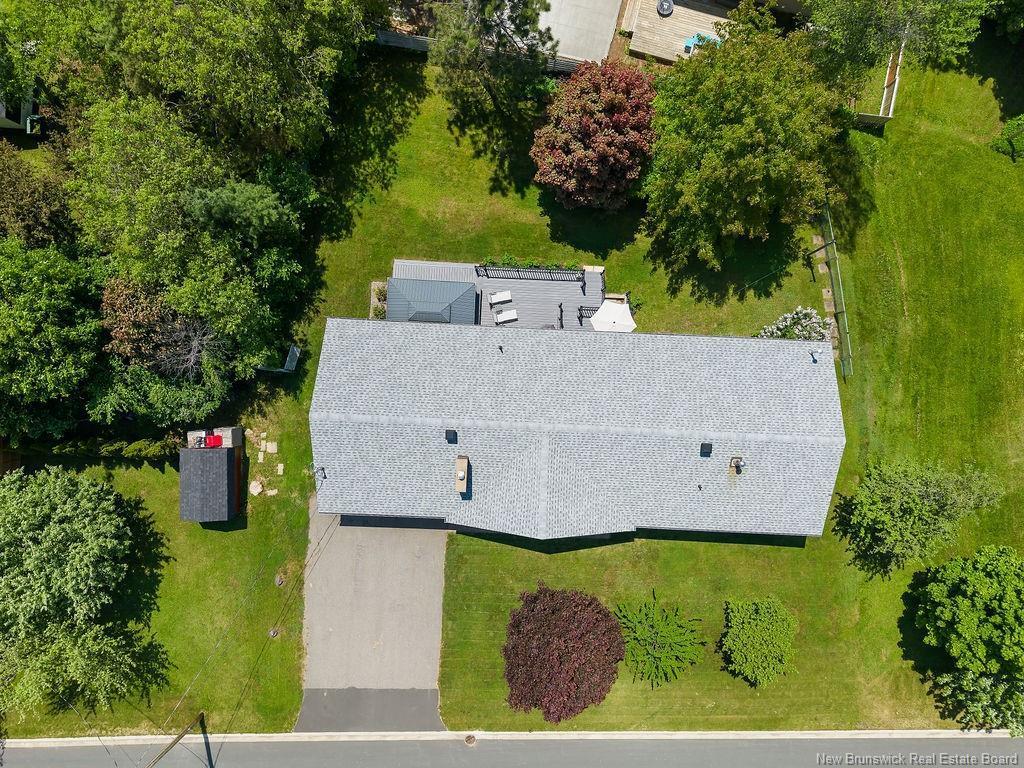 









555


Stout

CRT,
Bathurst,




NB
E2A 2P4


