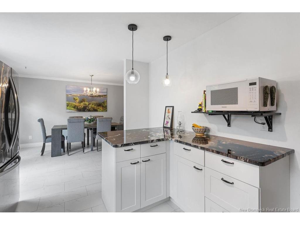 









555


Stout

CRT,
Bathurst,




NB
E2A 2P4

