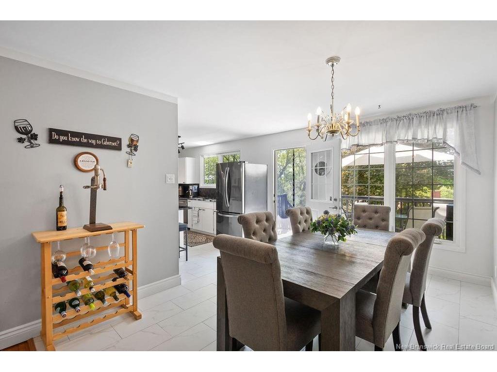 









555


Stout

CRT,
Bathurst,




NB
E2A 2P4

