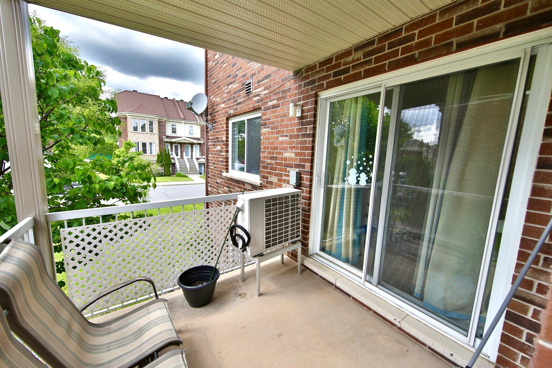 









1872


Rue Joyal

,
Longueuil (Le Vieux-Longueuil),




QC
J4N0C2

