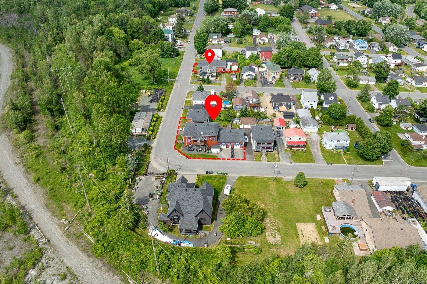 









148

 - 150


Rue Manville O.

,
Val-des-Sources,




QC
J1T1G3

