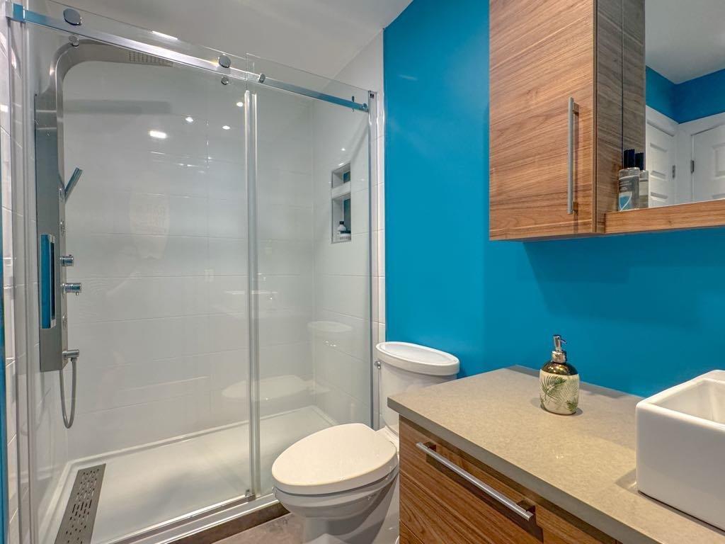 









116


Ch. de Kandahar

, 448,
Mont-Tremblant,




QC
J8E1E2

