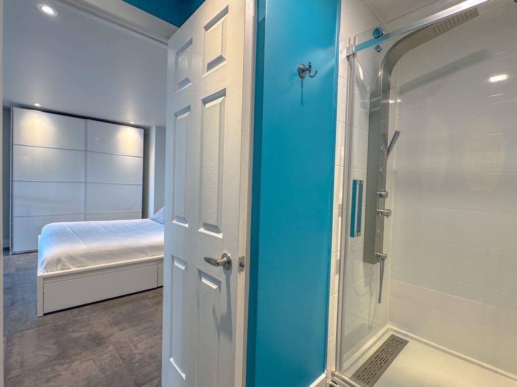 









116


Ch. de Kandahar

, 448,
Mont-Tremblant,




QC
J8E1E2

