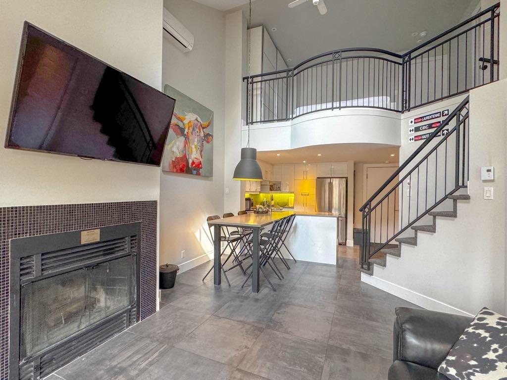 









116


Ch. de Kandahar

, 448,
Mont-Tremblant,




QC
J8E1E2

