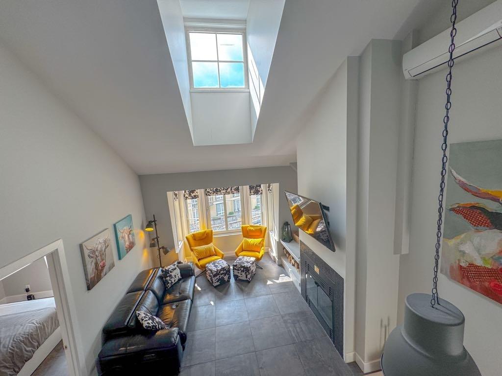 









116


Ch. de Kandahar

, 448,
Mont-Tremblant,




QC
J8E1E2

