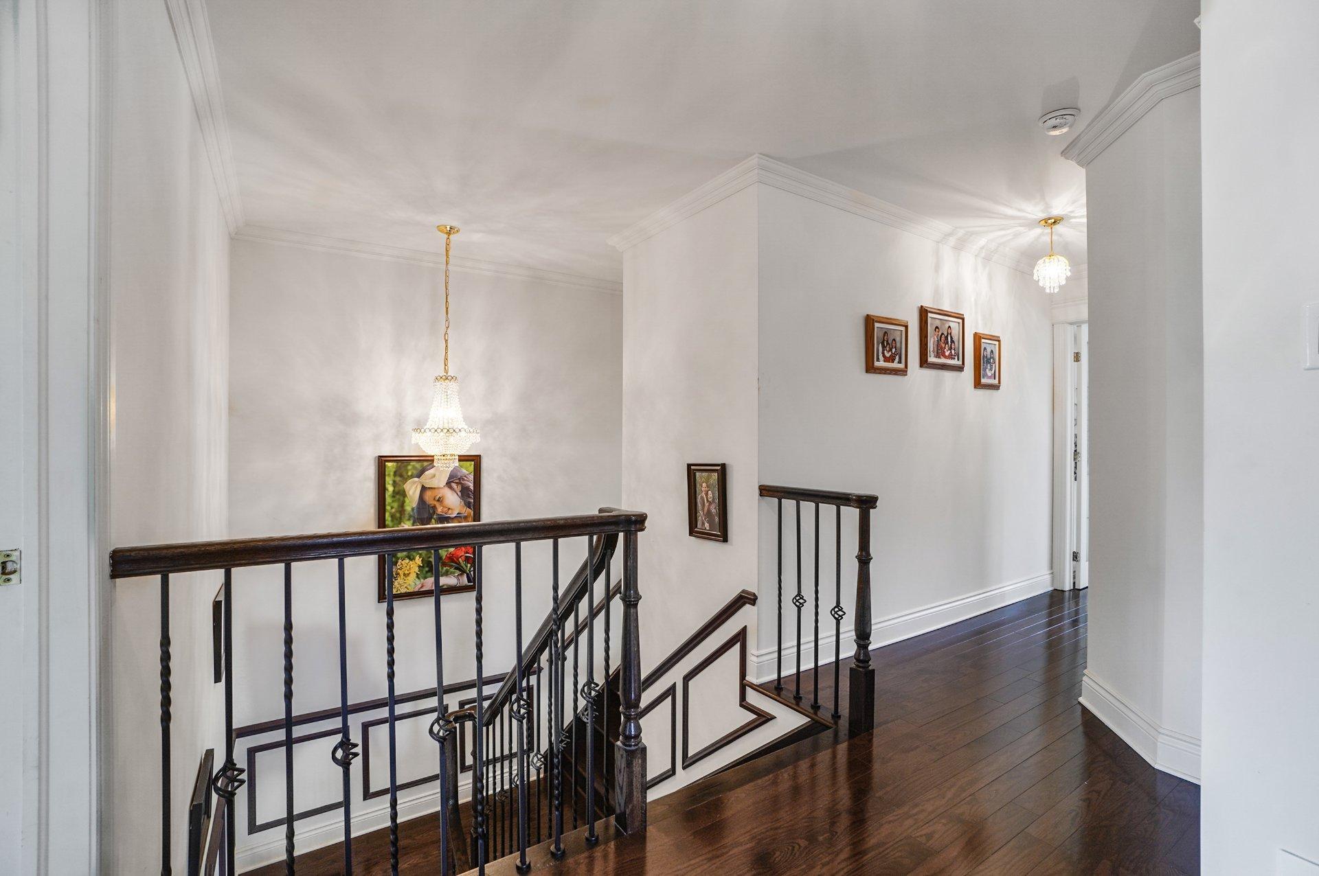 









24


3e Avenue N.

,
Montréal (Pierrefonds-Roxboro),




QC
H8Y2L9

