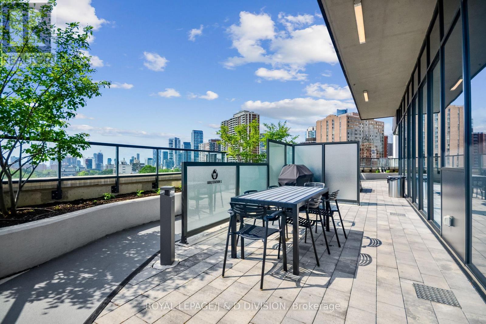 












3008 - 159 WELLESLEY STREET E

,
Toronto,




Ontario
M4Y0H5

